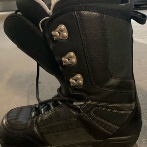 Men’s Burton snowboarding boot